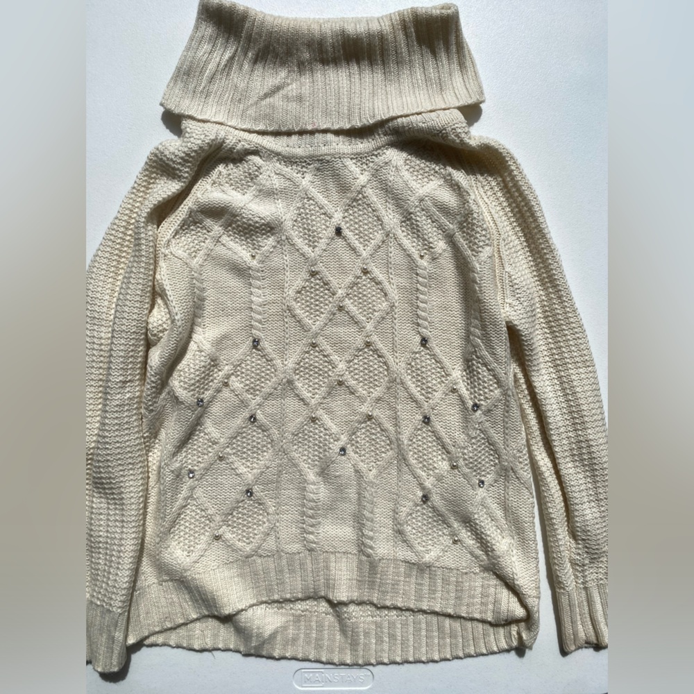 Ivanka Trump Cream large turtle neck knit sweater size L